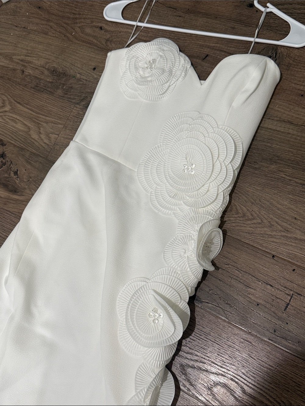 HELSI New and unworn Kaia Floral Appliqué Strapless Dress, Sz Sm - Picture 7 of 7